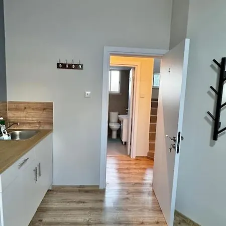 Smart Comfort Studion4 Private Kitchenette Bathroom To Beach 260M Marina Port Old City 900M Limassol Exterior photo