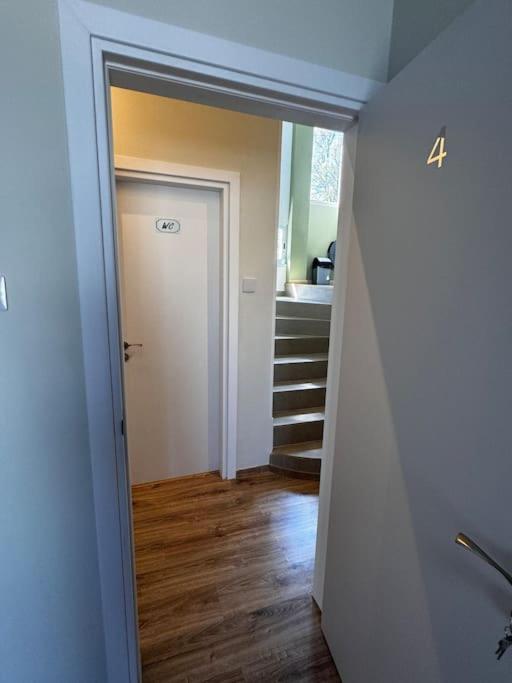 Smart Comfort Studion4 Private Kitchenette Bathroom To 260m Marina Port Old 900m Apartament